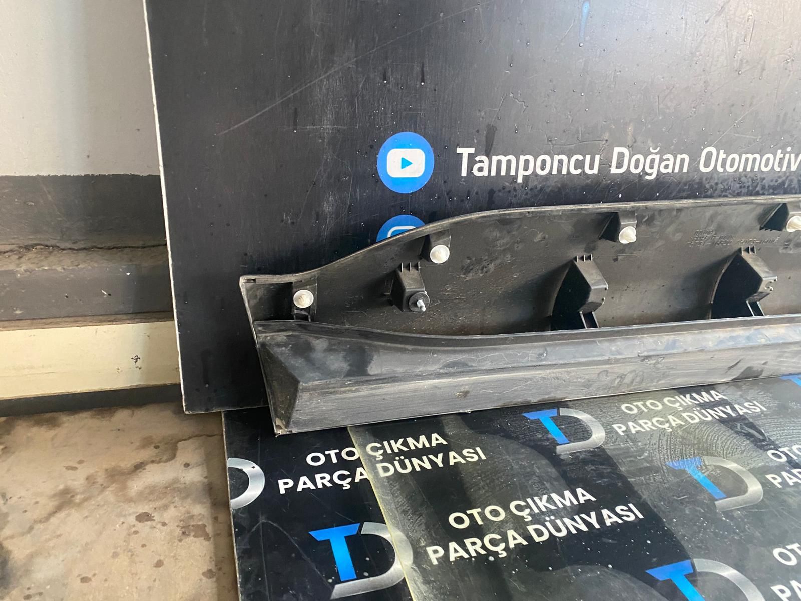 TOYOTA COROLLA CROSS SA� �N KAPI BANDI [2021]